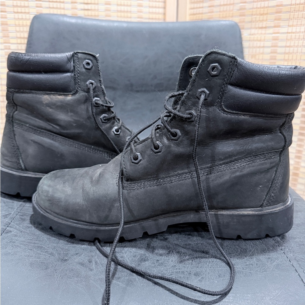 Timberland Black Lace-Up Boots